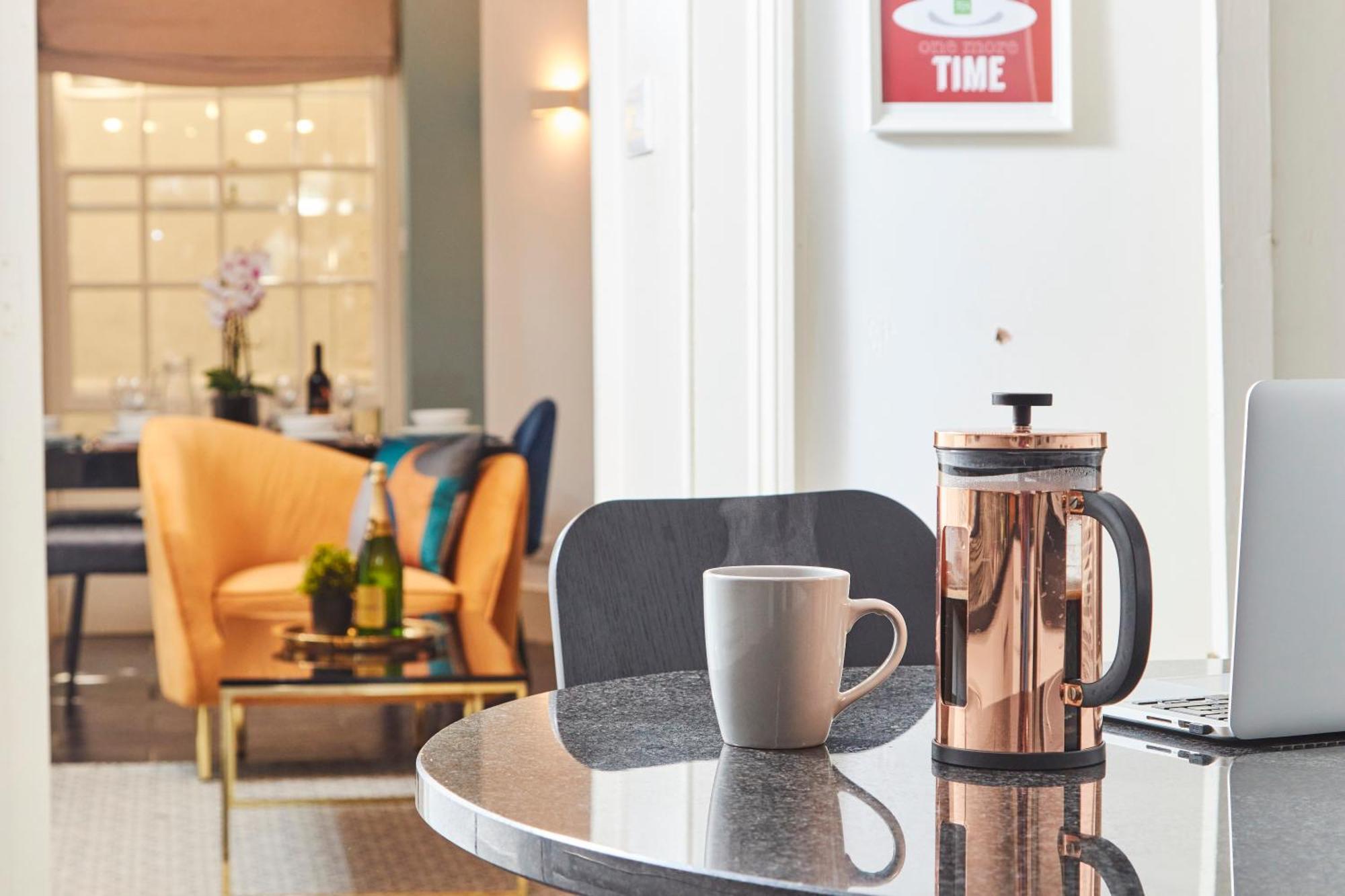 Beautiful 2Bedroom 4 Actual Beds House With Wifi By Purestay Bath Buitenkant foto