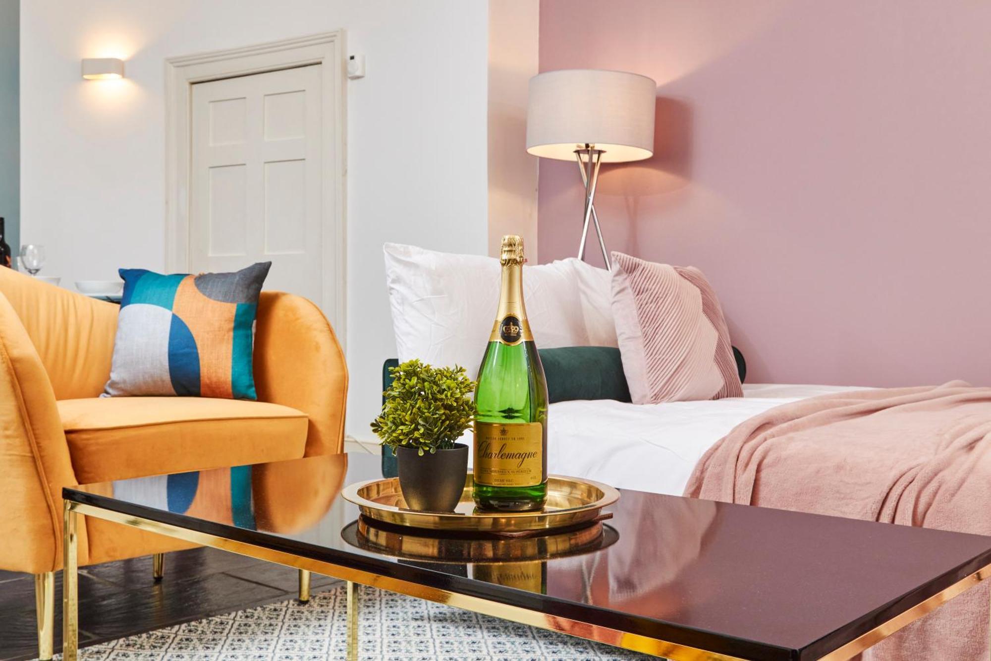 Beautiful 2Bedroom 4 Actual Beds House With Wifi By Purestay Bath Buitenkant foto